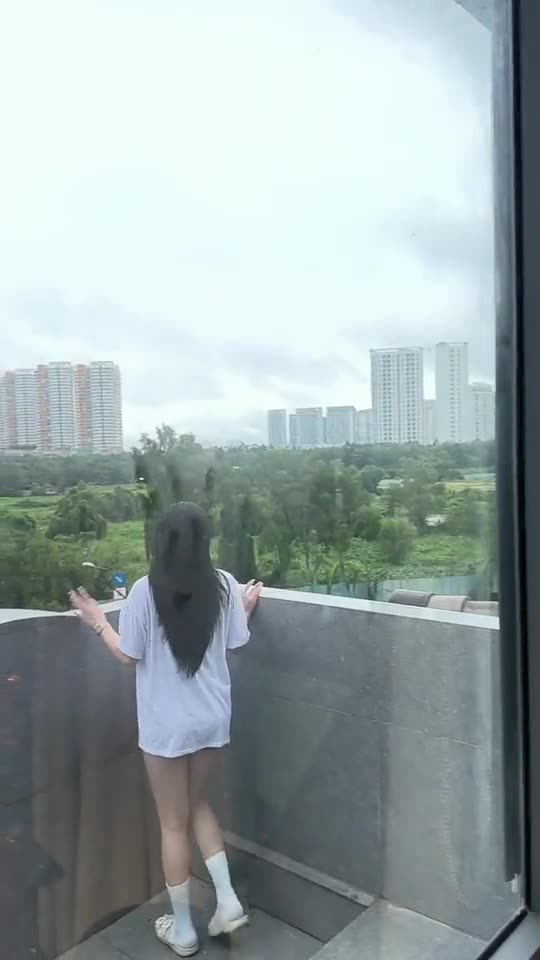 Phòng ban công & view công viên